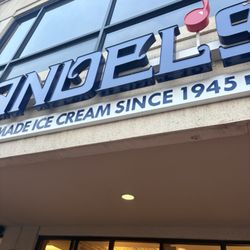 Handel's Ice Cream - Sign