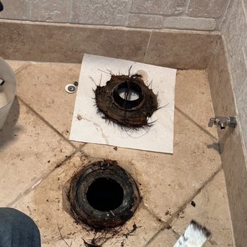 Ramona Pacific Plumbing - Found the issue of the toilet leak. Yes, those are roots. Yuck. Nov 2023 - Plumbing Near Me - San Diego, California Ramona Pacific Plumbing - Found the issue of the toilet leak. Yes, those are roots. Yuck. Nov 2023 - Plumbing Near Me - San Diego, California