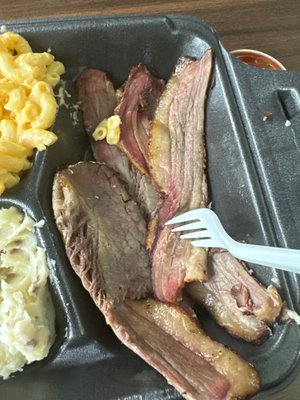Smokey Pig Bar-B-Q by null