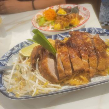 Thai Niyom - Thai Near Me - Long Island City, New York Thai Niyom - Thai Near Me - Long Island City, New York