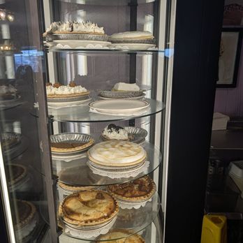 Peggy Sue's 50's Diner - Pies galore - Pizza Near Me - Yermo, California Peggy Sue's 50's Diner - Pies galore - Pizza Near Me - Yermo, California