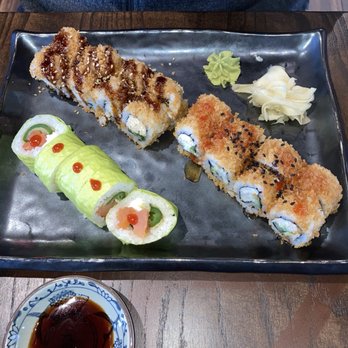 Blue Sushi Sake Grill - Crunchy Blue, Crunchy L.A., and Hot Popper* - Sushi Bars Near Me - Naperville, Illinois Blue Sushi Sake Grill - Crunchy Blue, Crunchy L.A., and Hot Popper* - Sushi Bars Near Me - Naperville, Illinois