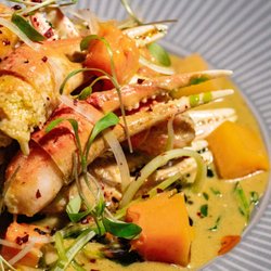 Lucia - Snow Crab "Oil Down"
saffron cassava + salmon roe + pumpkin + arugula + sungold tomatoes