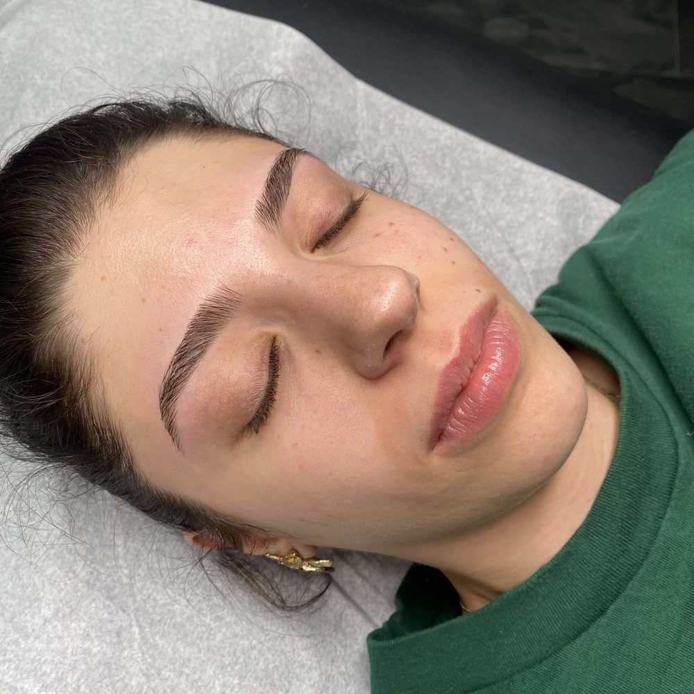 Skin Essentials by Wen Logo