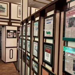 Zeffirelli Ristorante Italiano - Entry way