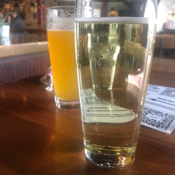 La Cabra Brewing - Cider and ipa - Brewpubs Near Me - Berwyn, Pennsylvania