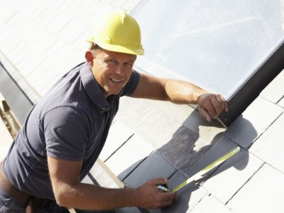 Top Gunz Roofing Logo