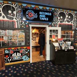 Cyclebreakers Records and Tapes