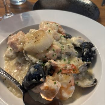 Hook & Anchor - Seafood Near Me - Costa Mesa, California Hook & Anchor - Seafood Near Me - Costa Mesa, California