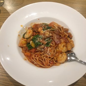 Milestones - Seafood pasta - Canadian (New) Near Me - Niagara Falls, Ontario