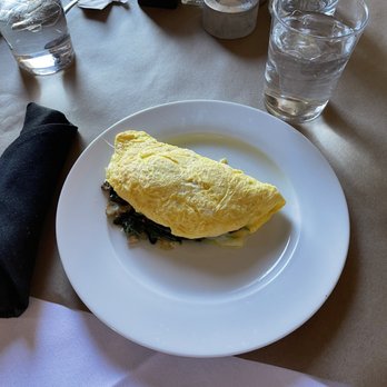 Le Bistro - Omelette - French Near Me - Roswell, Georgia Le Bistro - Omelette - French Near Me - Roswell, Georgia