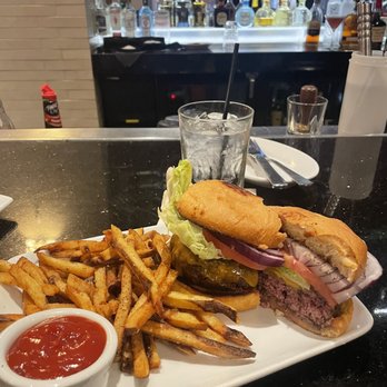 Ruth's Chris Steak House - Steakhouses Near Me - San Antonio, Texas