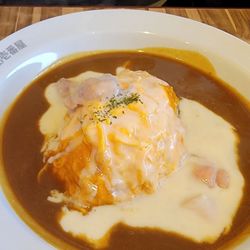 CoCo壹番屋 - Omelette curry with creamy chicken