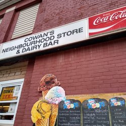 Cowan's Dairy - Front of the ice cream shop