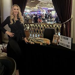 Cigar Roller - Cigar rolling Los angeles