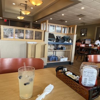 IHOP - Inside 8/28/22 - American Near Me - Suffolk, Virginia IHOP - Inside 8/28/22 - American Near Me - Suffolk, Virginia
