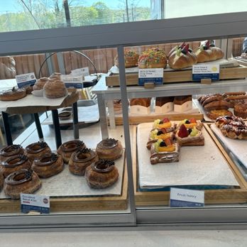 Paris Baguette - pastries - Bakeries Near Me - Huntington, New York Paris Baguette - pastries - Bakeries Near Me - Huntington, New York