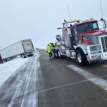 JABR Trucking and Towing - Rain or Shine we get the job done...Every time! - Towing Near Me JABR Trucking and Towing - Rain or Shine we get the job done...Every time! - Towing Near Me