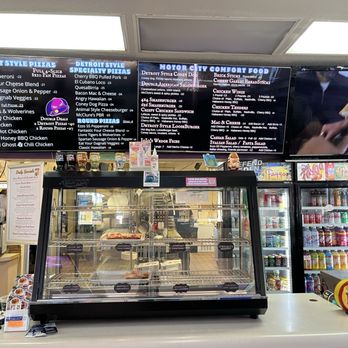Angry Pete's Pizza - Counter - Pizza Near Me - San Diego, California Angry Pete's Pizza - Counter - Pizza Near Me - San Diego, California