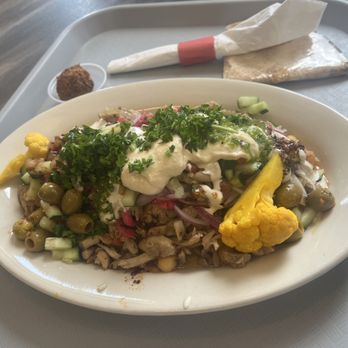 Momi's Kitchen - Chicken shawarma - Mediterranean Near Me - Waldorf, Maryland