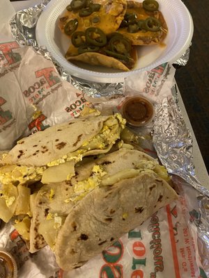 Ms G's Tacos N' More by null