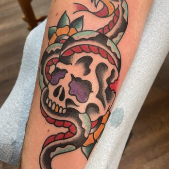 Galactic Tattoo Studio - Tattoo Near Me - Metairie, Louisiana