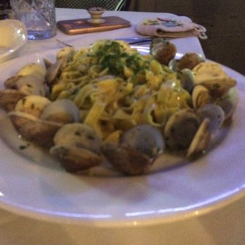 CasAntica - Clams linguini - Italian Near Me - Sarasota, Florida