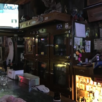 Sultana Bar - Sultanas - Dive Bars Near Me - Williams, Arizona Sultana Bar - Sultanas - Dive Bars Near Me - Williams, Arizona