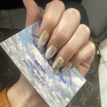 Me Myself & Nails - Nail Salons Near Me - Pflugerville, Texas