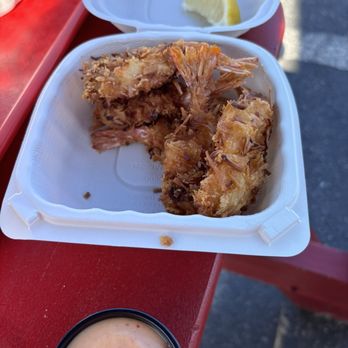 Lobster & Chowder House - Coconut shrimp yummy - Seafood Near Me - Wellfleet, Massachusetts Lobster & Chowder House - Coconut shrimp yummy - Seafood Near Me - Wellfleet, Massachusetts