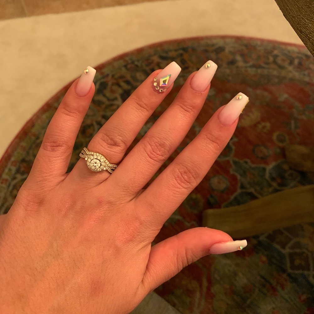 Blossom Nails - Blossom Nails Frisco - Nail Salons Near Me - Frisco, Texas