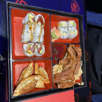 Umai Sushi - a tray of food on a table - Sushi Bars Near Me - Largo, Florida Umai Sushi - a tray of food on a table - Sushi Bars Near Me - Largo, Florida