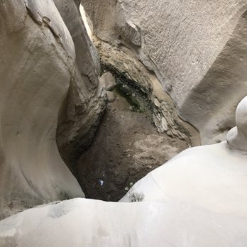 La Jolla Trail - There is one part towards the end that you need to make sure to veer left or you can end up at this 15-20' drop-off. - Hiking Near Me - La Jolla, California