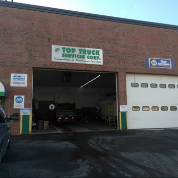 Top Truck Services - Outside the shop - Commercial Truck Repair Near Me - West Springfield, Massachusetts Top Truck Services - Outside the shop - Commercial Truck Repair Near Me - West Springfield, Massachusetts