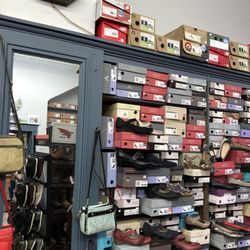 Buzzard's Family Shoe Store