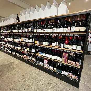 Littletons Market - Nice selection of wine, beer and tons of hard ciders. - Grocery Near Me - Upper Arlington, Ohio Littletons Market - Nice selection of wine, beer and tons of hard ciders. - Grocery Near Me - Upper Arlington, Ohio