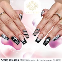 Nail Vibe - Who loves a clean and elegant look? French tips are perfect for any style! Get yours today!
ℬℴℴℴℴℯℴ