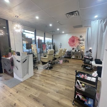 LLBA Beauty Bar - Eyelash Service Near Me - Mississauga, Ontario