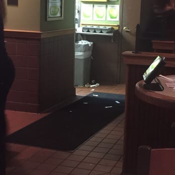Applebee's Grill + Bar - Trash coming out the kitchen. - American Near Me - Snellville, Georgia Applebee's Grill + Bar - Trash coming out the kitchen. - American Near Me - Snellville, Georgia