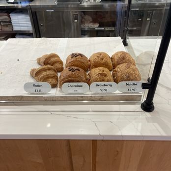 Mi Sant - Croissants - Bakeries Near Me - Roseville, Minnesota