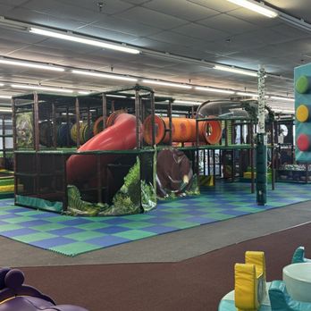 Playbox Indoor Playground - Play area - Indoor Playcenter Near Me - Mustang, Oklahoma Playbox Indoor Playground - Play area - Indoor Playcenter Near Me - Mustang, Oklahoma