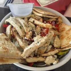 Brooks Bar & Grill - Greek Salad with Chicken