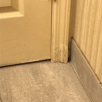 Holiday Inn Express Fort Bragg - More water damage from sloppy mopping. - Hotels Near Me - Fort Bragg, California Holiday Inn Express Fort Bragg - More water damage from sloppy mopping. - Hotels Near Me - Fort Bragg, California