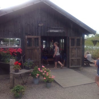 Krogen Båtshaket på Ålö - Båthuset - Seafood Near Me - Utö, Alberta Krogen Båtshaket på Ålö - Båthuset - Seafood Near Me - Utö, Alberta