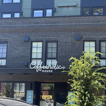 Coffeeholic House - Exterior - Coffee & Tea Near Me - Seattle, Washington