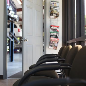 All Transmission World - waiting area - Auto Repair Near Me - Longwood, Florida All Transmission World - waiting area - Auto Repair Near Me - Longwood, Florida
