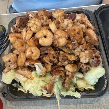 Dining District - Teriyaki Chicken & Shrimp from Sarku - Vegetarian Near Me - Garden City, New York Dining District - Teriyaki Chicken & Shrimp from Sarku - Vegetarian Near Me - Garden City, New York