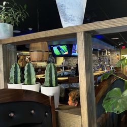 Adelita’s Mexican Cocina & Tequila - Seating partitions