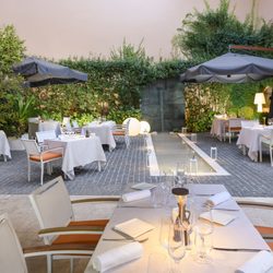 Hotel Indigo Rome - St. George - Courtyard