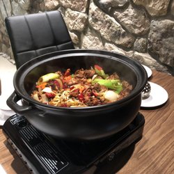 Chicken Hot Pot - Medium size spicy chicken hot pot
